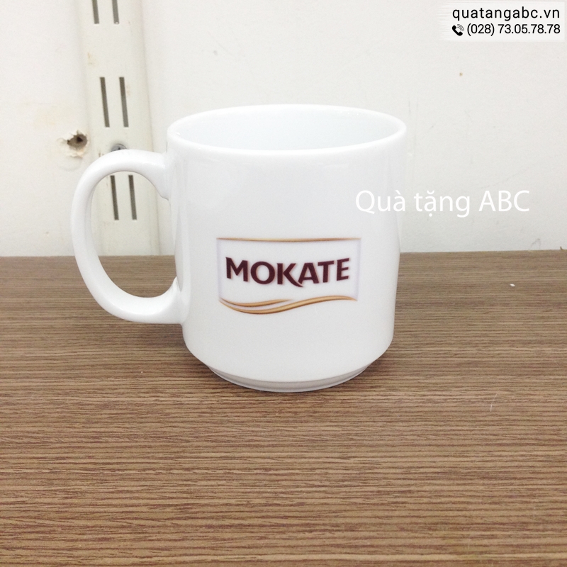 INLOGO in hình lên ly sứ cho Công ty thực phẩm & đồ uống Mokate Vietnam